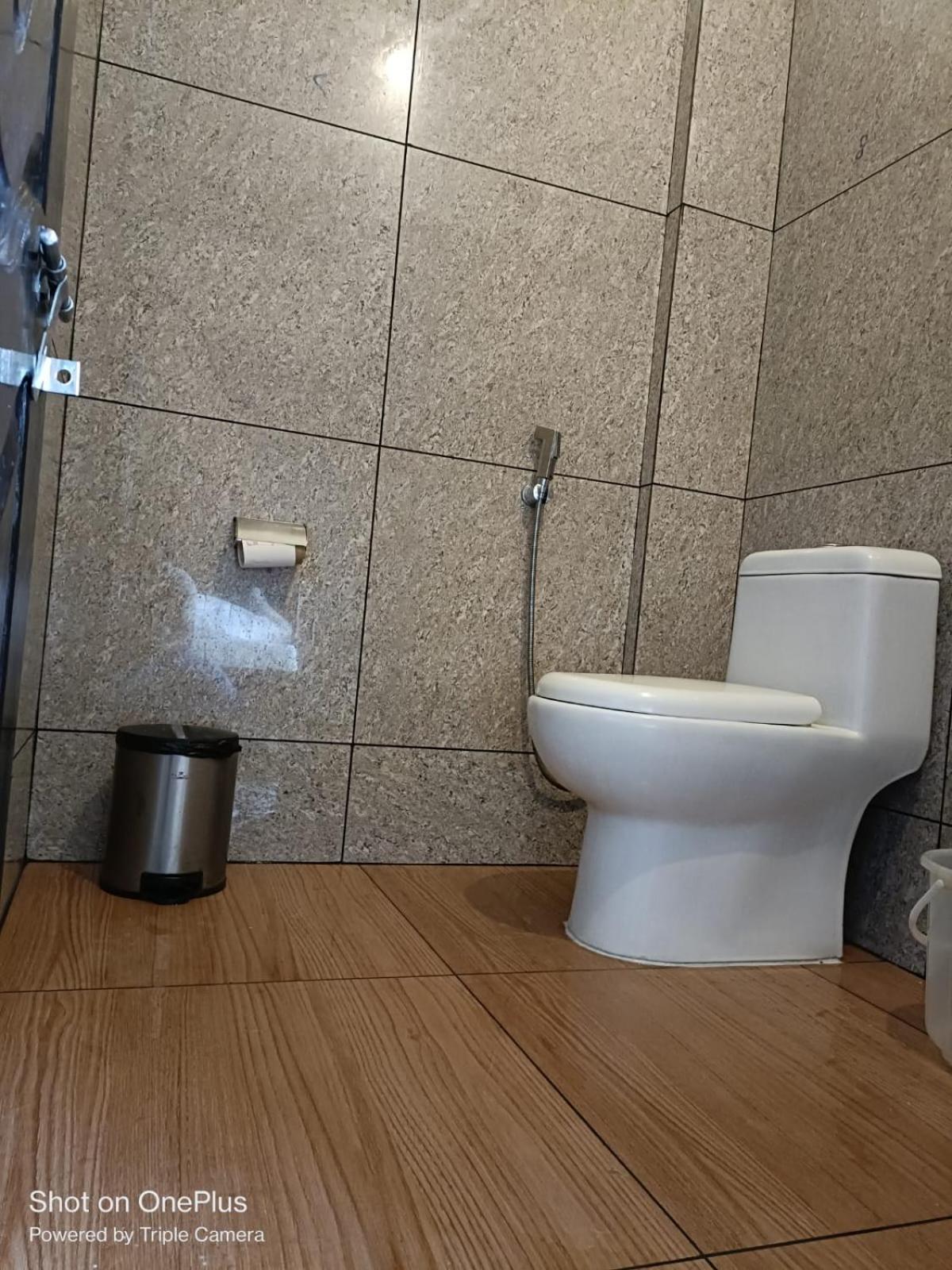 Ebenezer Plaza Ξενοδοχείο Nedumbassery Εξωτερικό φωτογραφία